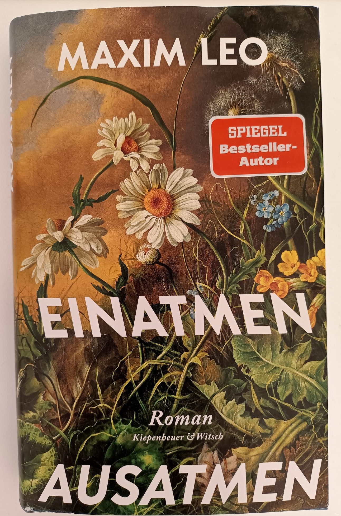 „Einatmen. Ausatmen.“ von Maxim Leo